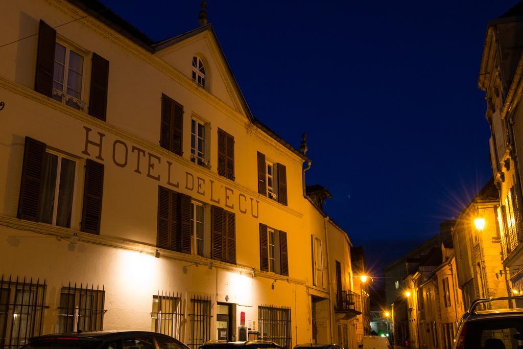 Hotel L' Ecu Montbard Zewnętrze zdjęcie