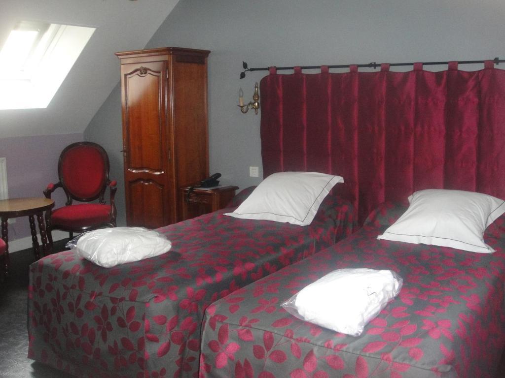 Hotel L' Ecu Montbard Pokój zdjęcie