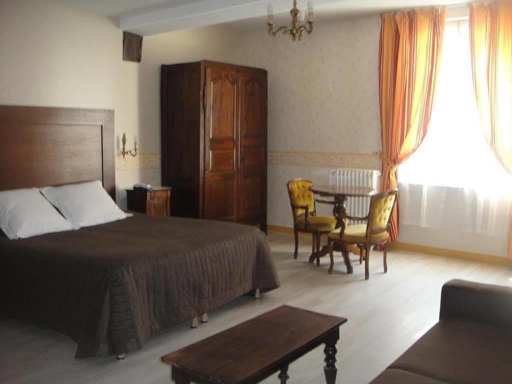 Hotel L' Ecu Montbard Zewnętrze zdjęcie